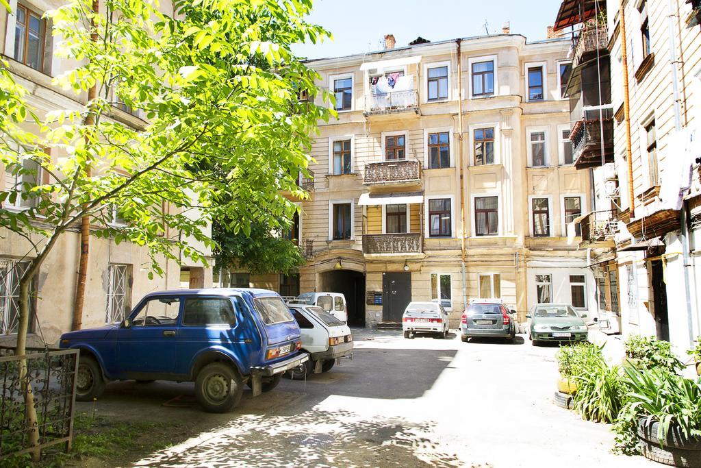 Apartment In The Center Of Одесса Экстерьер фото